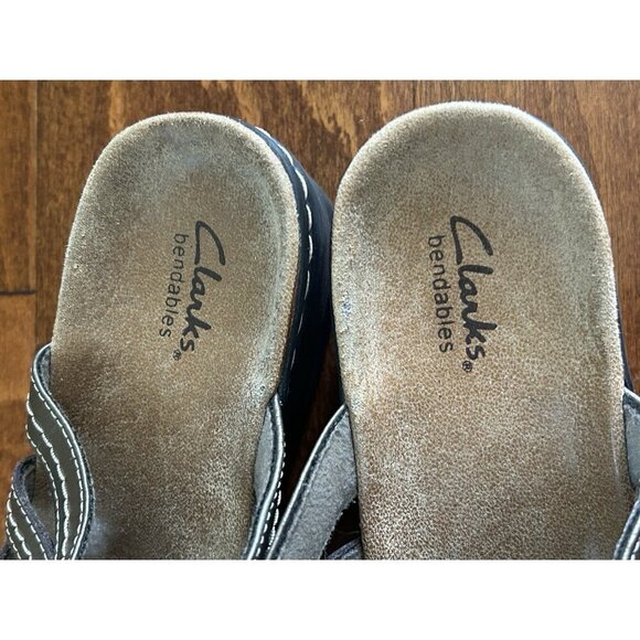 Clarks Bendables Womens Metalli Silver Open Toe Wedge Size 8.5 M - Picture 2 of 8